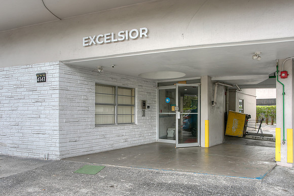4141 Naitilus Dr apt 4B-2