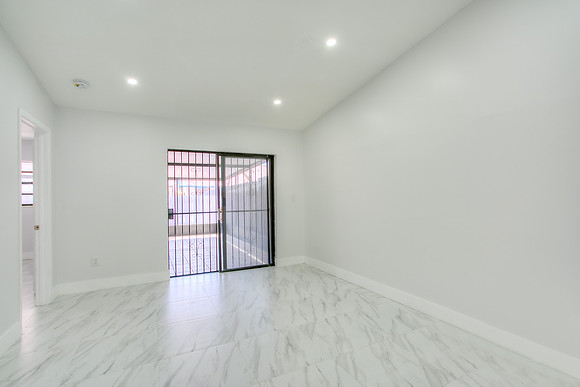 5987 W 21st Ct-6