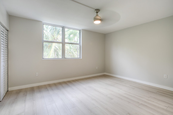 14329 Memorial Hwy -10