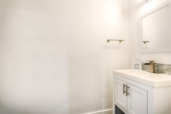 4126 NE 11 Dr-7