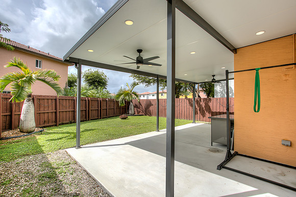 4126 NE 11 Dr-15
