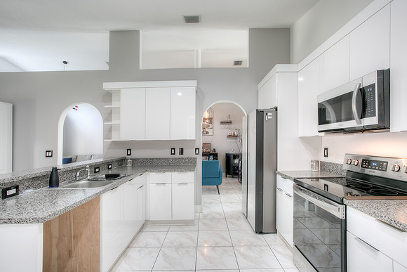 11611 SW 10th Ct-6