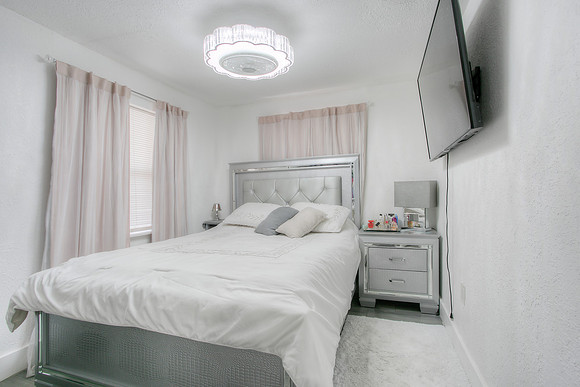 2051 NW 152 Ter -9