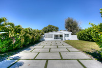 1445 NE 181 St Pics