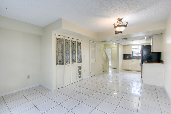 5808 W 26 ave # 211.-2