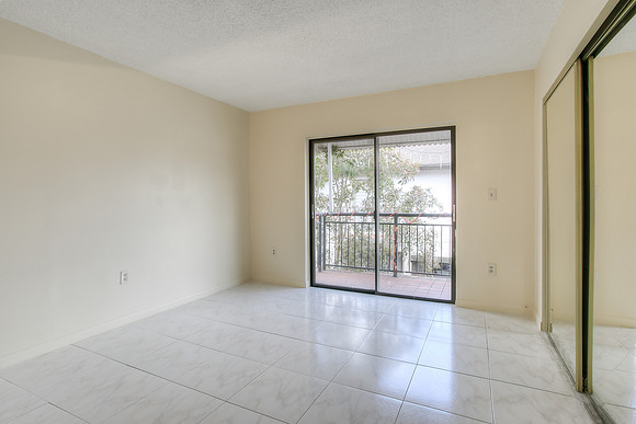 5808 W 26 ave # 211.-9