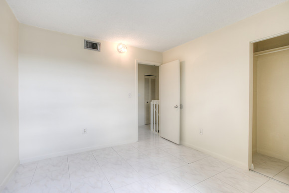 5808 W 26 ave # 211.-13