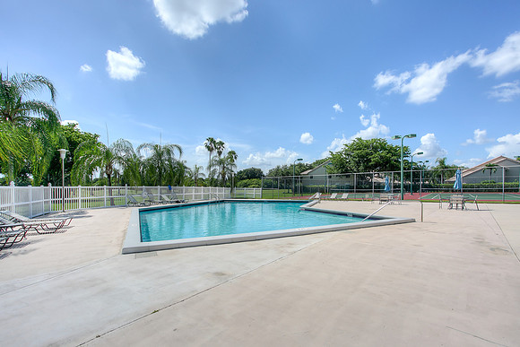 16091 Blatt Blvd Apt 111-21