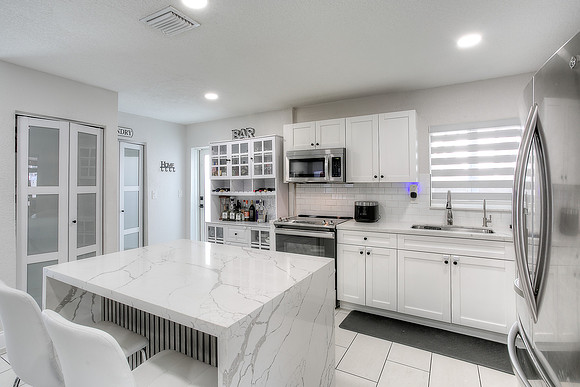 4951 NW 190 St-7