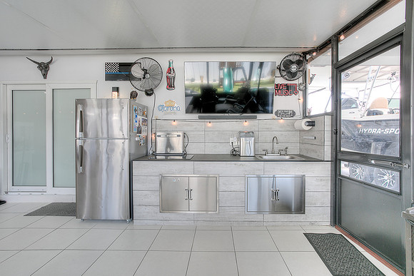 4951 NW 190 St-19