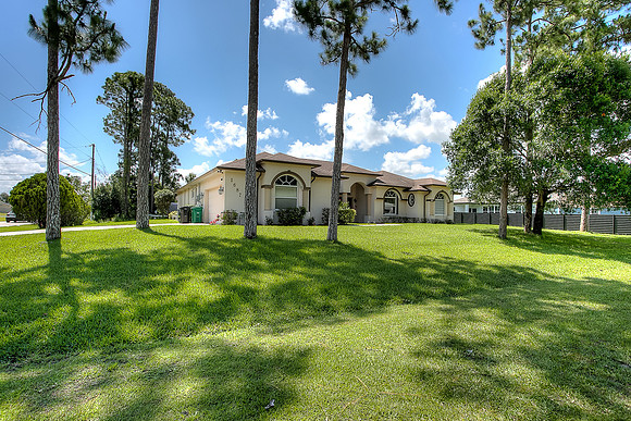 1687 SW Import Drive-2