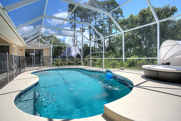 1687 SW Import Drive-21