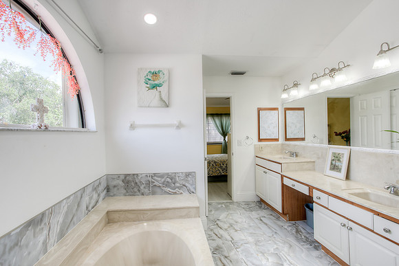 9521 NW 18th MNR-5