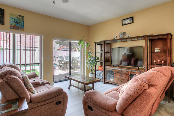 9521 NW 18th MNR-12