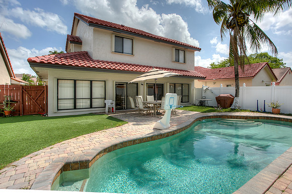 9521 NW 18th MNR-17