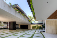 255 Ocean Blvd-2