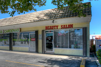 2000 Palm ave