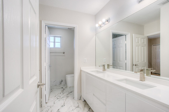 9332 NW 114 Terrace-10
