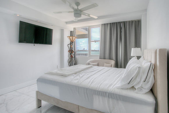 7545 E Treasure Dr APT 7H-10