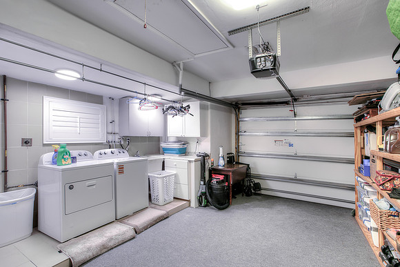 931 NE 23rd Terr-16