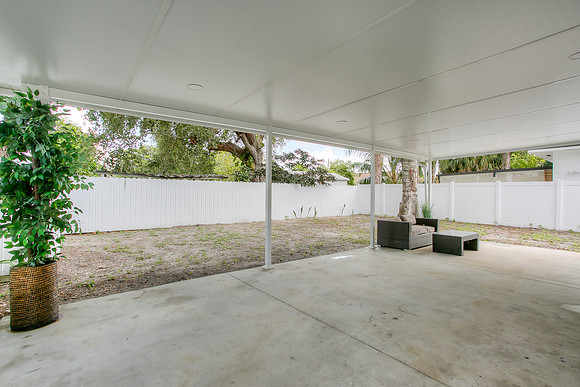 2051 NW 152 Ter -11