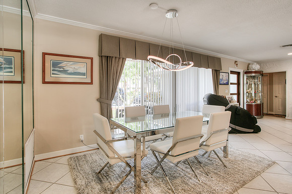 610 SE 11th St-4