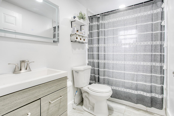 2051 NW 152 Ter -7