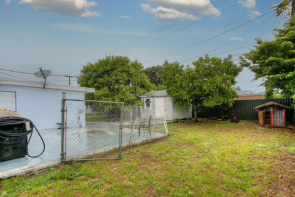 19621 SW 117 Ave-12