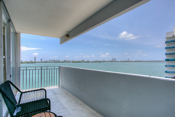 7545 E Treasure Dr APT 7H-13