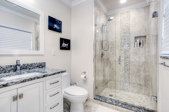 610 SE 11th St-11