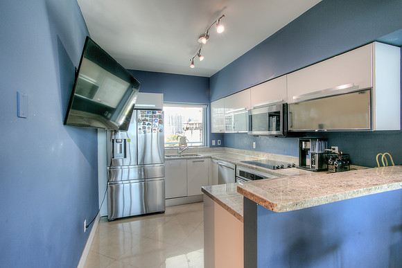 601 ne 36th st Apt 710-4