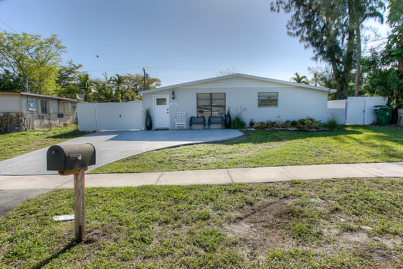3900 SW 60 AVE -1