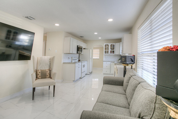 3900 SW 60 AVE -3