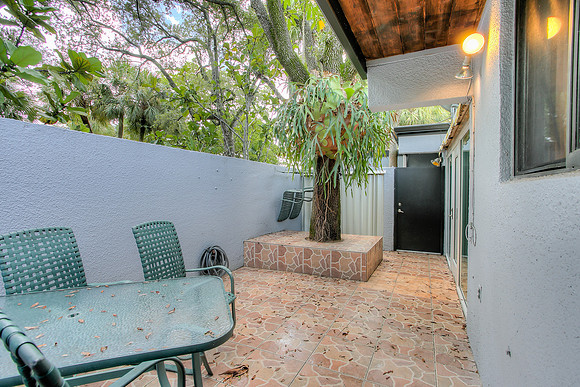 16332 Oak Walk -2