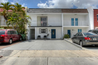 834 W 80th Pl