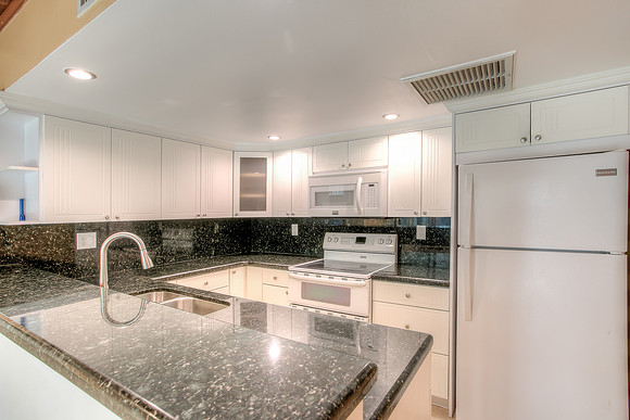 16332 Oak Walk -13