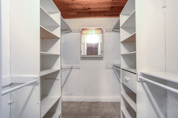 16332 Oak Walk -17