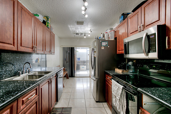 340 SE 2nd Ave-Unit D3-4